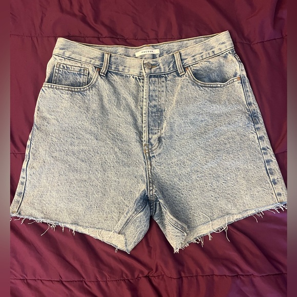 PacSun 90s Girlfriend Denim Shorts Light Wash Size 31 - Picture 3 of 6
